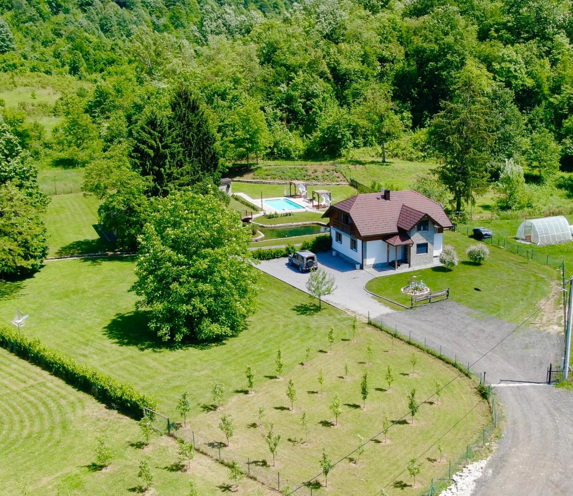 Vacation House Studenac Villa Bihać Eksteriør billede